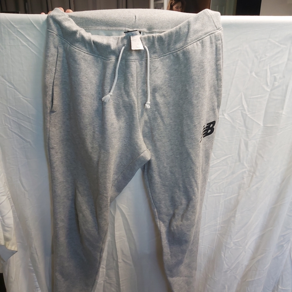 New balance joggers